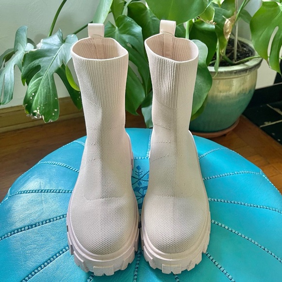 Chunky Chelsea Sock Boot - Picture 4 of 11